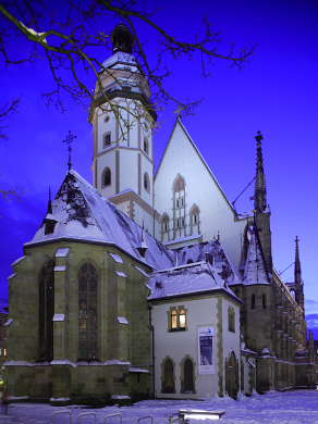 Bild 105-9550: Leipzig im Winter: Thomaskirche.
 