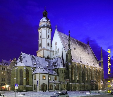 Bild 105-9561: Leipzig im Winter: Thomaskirche.
 